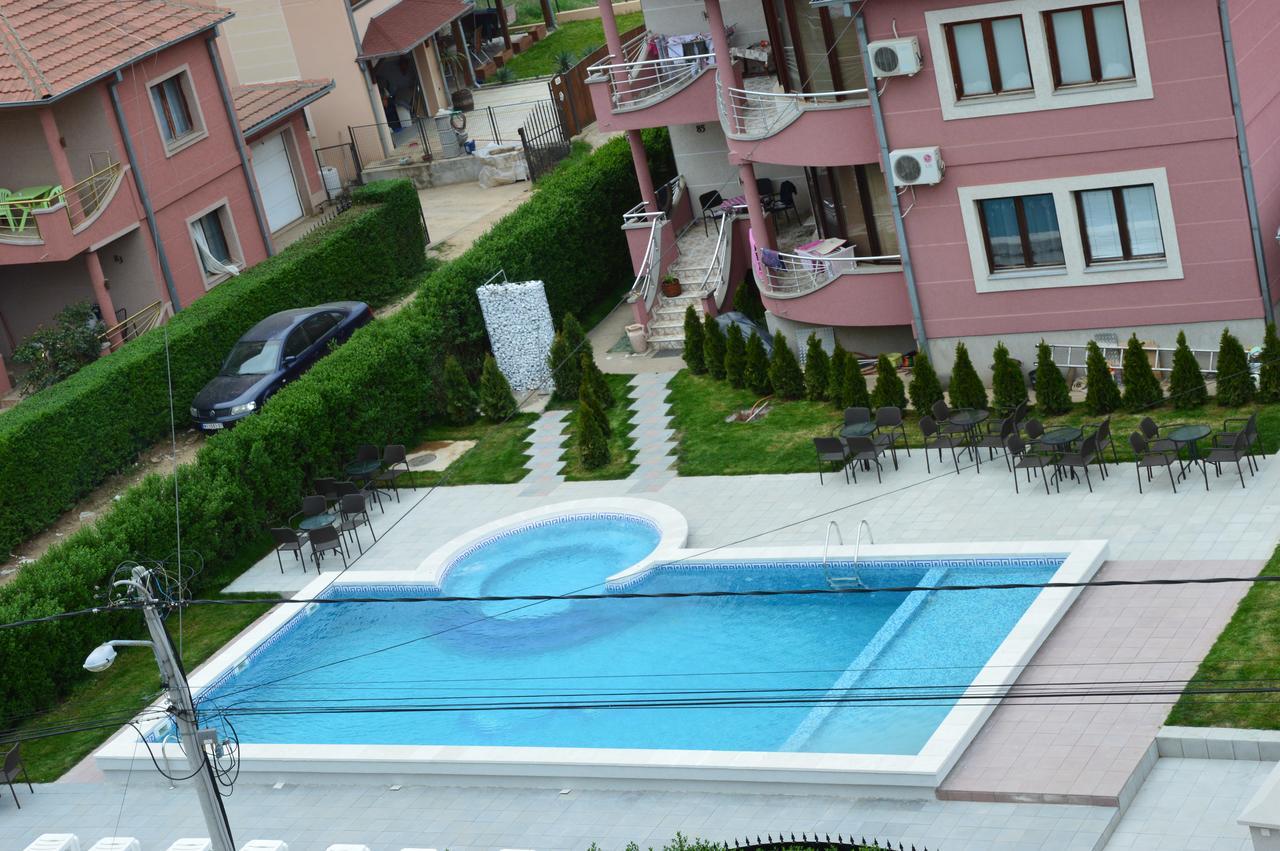 Poseidon Apartment Nis Exterior photo